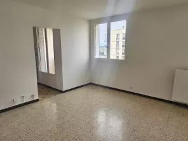 Location Appartement Chemin du Coton Rouge, Aix en Provence