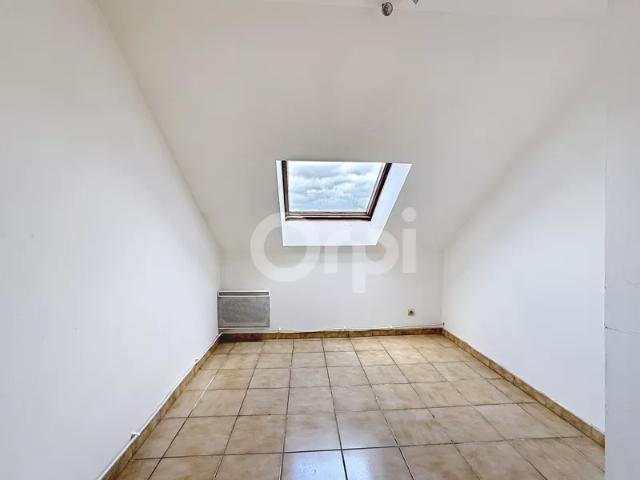 Location Appartement Rue des Moulières, Chalindrey