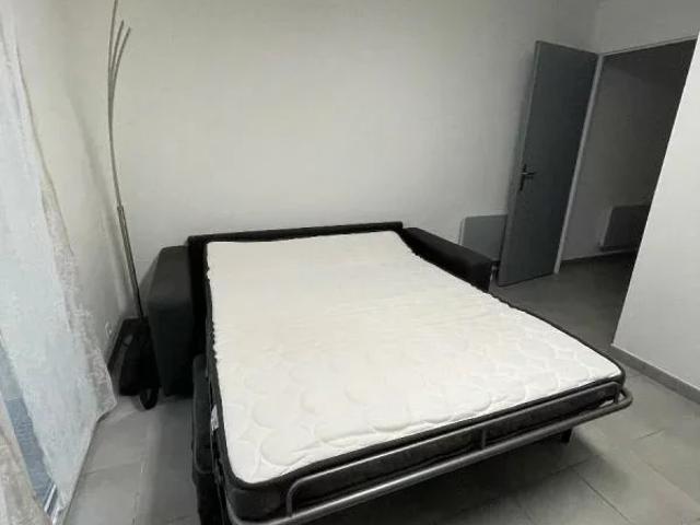 Location Appartement Chemin du Caillou Blanc, Saint Michel Chef Chef