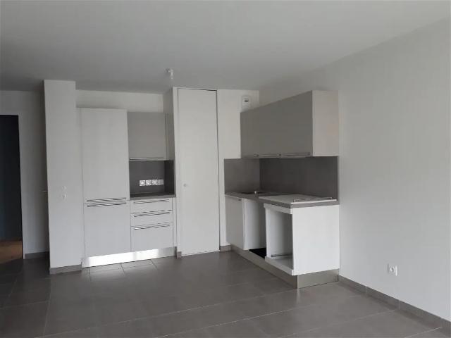 Location Appartement Chemin du Moulin du Gôt, Francheville