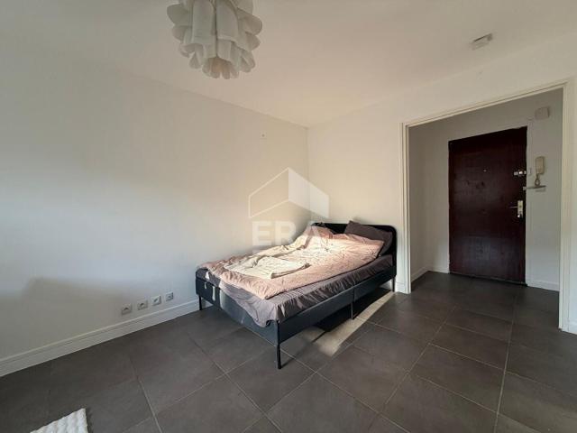 Location Appartement Chemin du Mont des Mignons, Nice