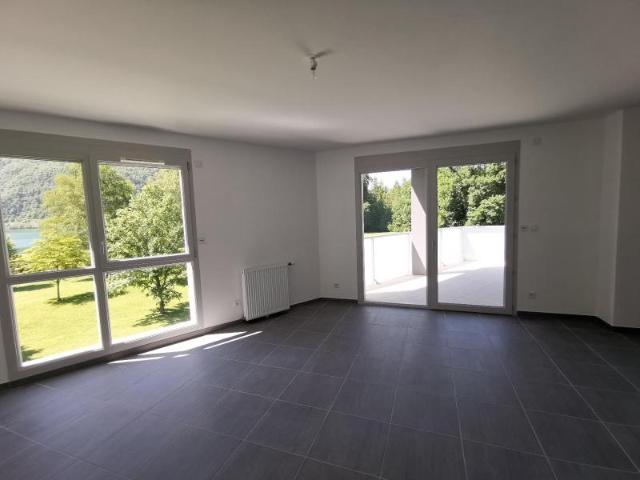 Location Appartement Chemin des Fècles, Nantua