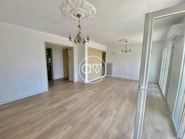 Location Appartement Chemin du Soldat Macri, Hyères