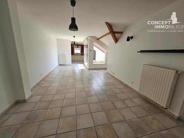 Location Appartement Chemin du Stade, Manom