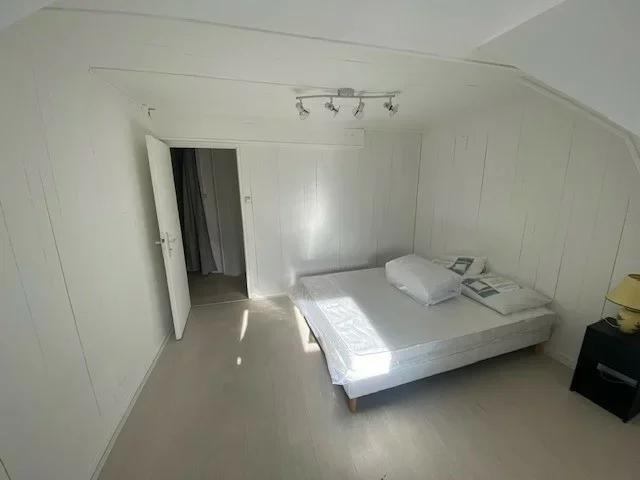 Location Appartement Chemin du Plaisir, Quintal