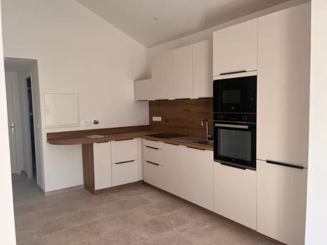 Location Appartement Chemin du Vallon de Prayon, Riez