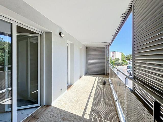 Location Appartement Chemin Vieux, Bron