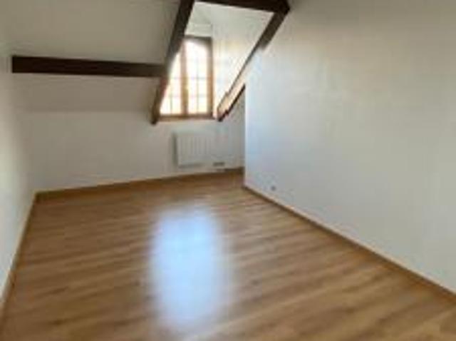 location appartement chilly mazarin 3 pièces 78 m2 essonne 91380 1047 € / mois