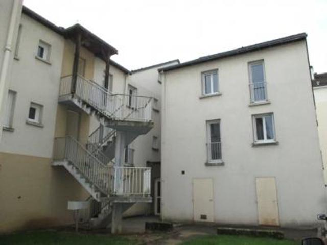 location appartement chinon 4 pièces 80 m2 indre et loire 37500 499 € / mois