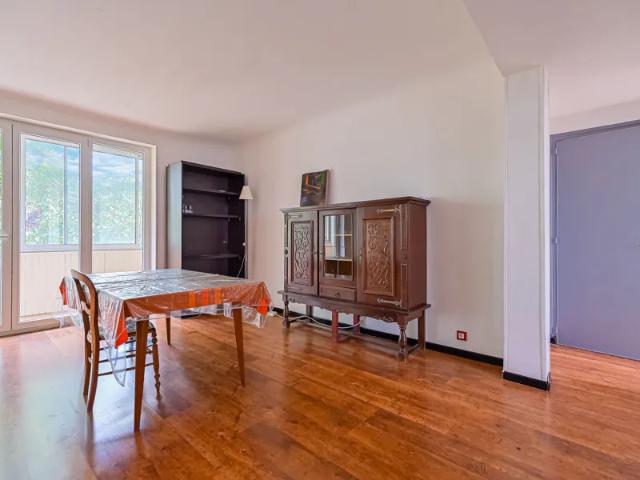 Location Appartement Cité Saint Exupéry, Montreuil