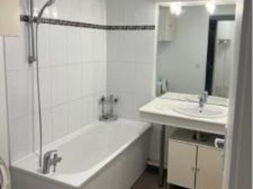 location appartement combs la ville 1 pièce 28 m2 seine et marne 77380 860 € / mois