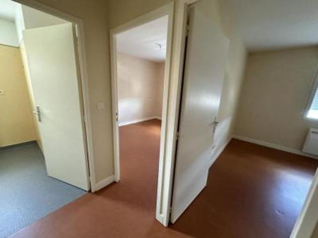 location appartement commentry 3 pièces 73 m2 allier 03600 514 € / mois