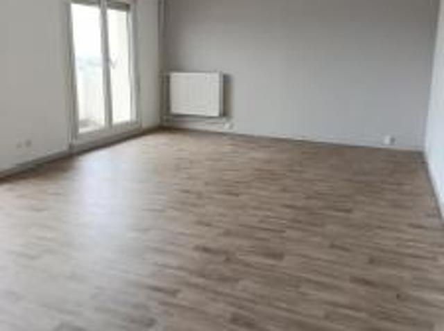 location appartement contrexeville 4 pièces 77 m2 vosges 88140 506 € / mois