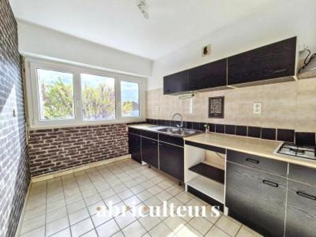 location appartement cognac 6 pièces 84 m2 charente 16100 950 € / mois