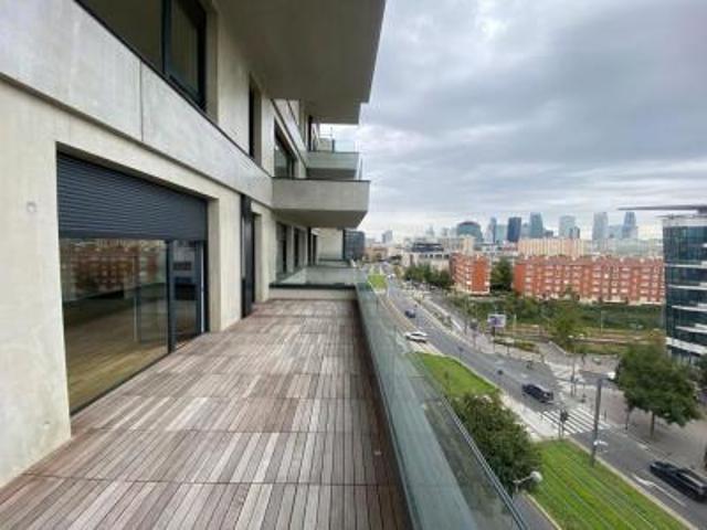 location appartement colombes 4 pièces 84 m2 hauts de seine 92700 2496 € / mois