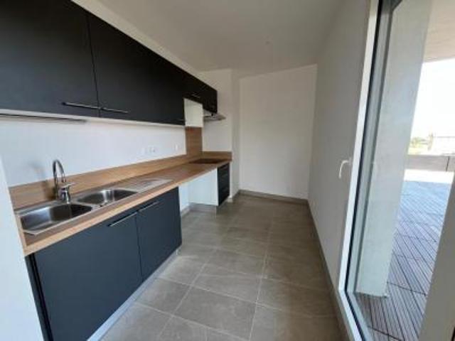 location appartement colombes 4 pièces 85 m2 hauts de seine 92700 2300 € / mois