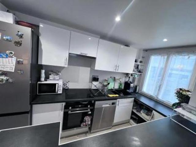 location appartement colombes 2 pièces 47 m2 hauts de seine 92700 1300 € / mois