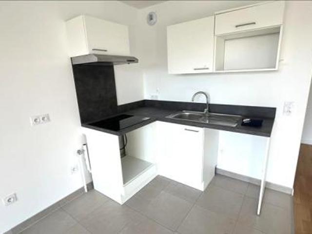 location appartement colombes 3 pièces 60 m2 hauts de seine 92700 1309 € / mois