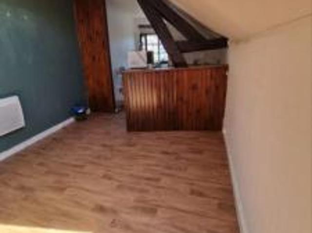 location appartement corbeil essonnes 1 pièce 19 m2 essonne 91100 575 € / mois