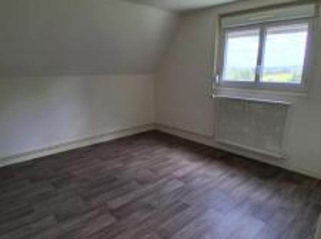 location appartement couches 4 pièces 74 m2 saone et loire 71490 566 € / mois
