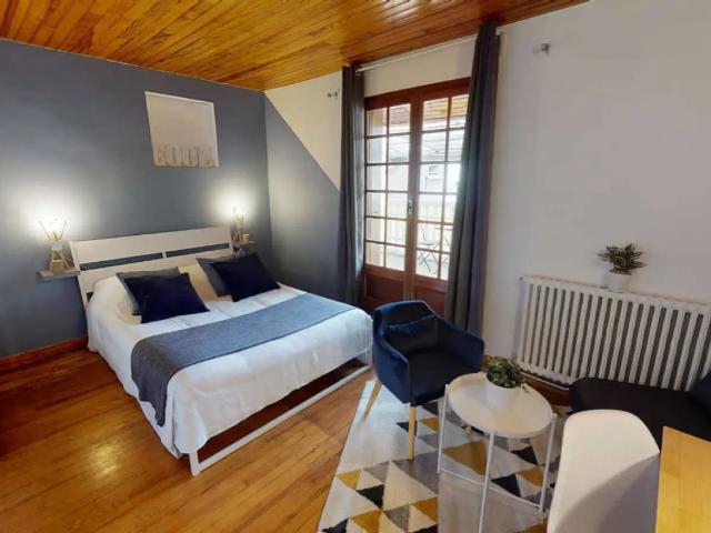 Location Appartement Cour Henri IV, Toulouse