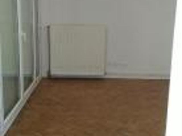 location appartement courcouronnes 1 pièce 24 m2 essonne 91080 700 € / mois