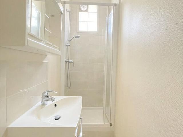 Location Appartement COURBEVOIE