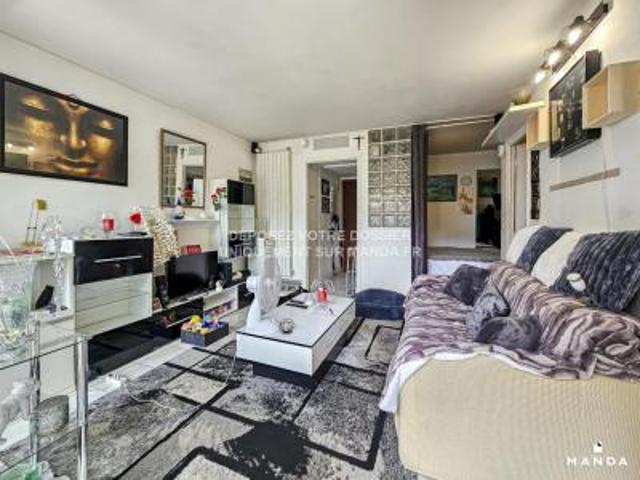location appartement courbevoie 1 pièce 29 m2 hauts de seine 92400 949 € / mois