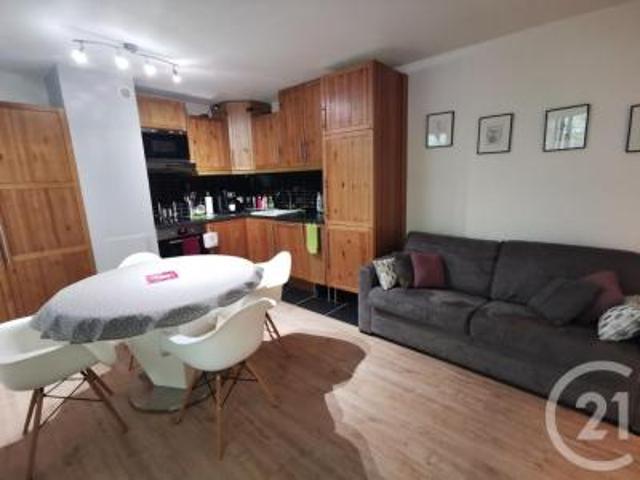 location appartement courbevoie 2 pièces 41 m2 hauts de seine 92400 1333 € / mois