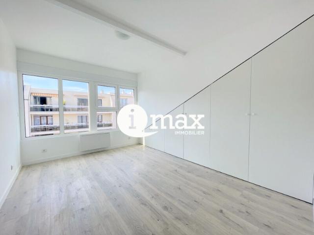 Location Appartement COURBEVOIE