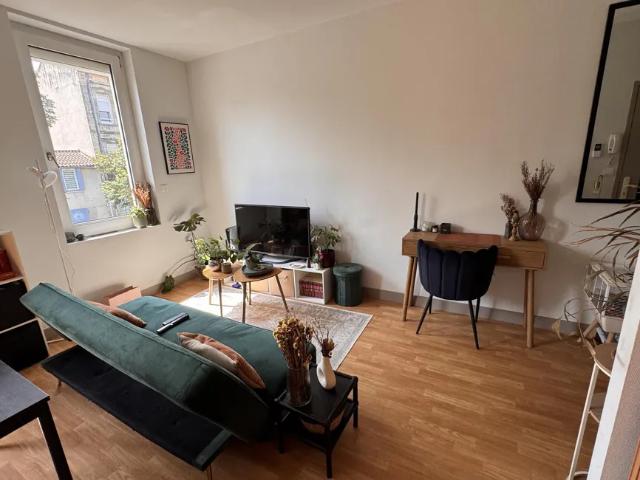 Location Appartement Cours Victor Hugo, Agen