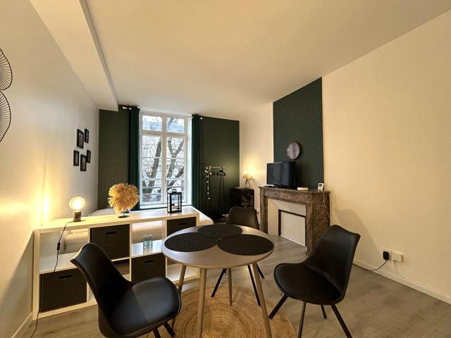 Location Appartement Cours Aristide Briand, Charleville Mézières