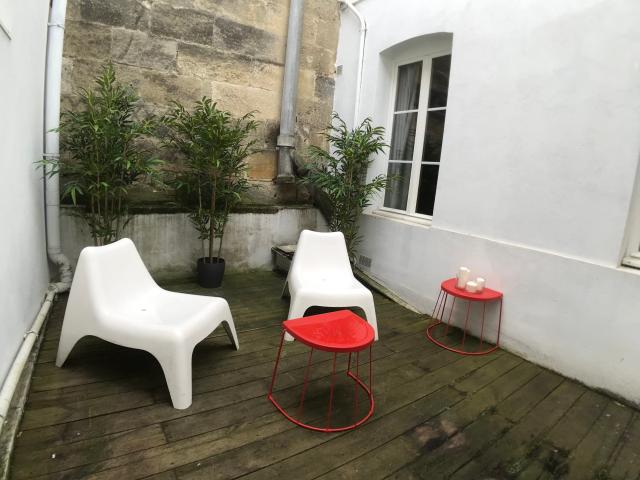 Location Appartement Cours Aristide Briand, Bordeaux