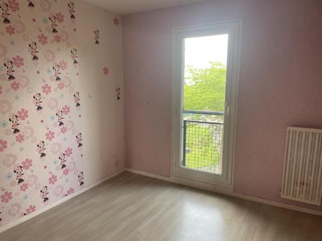 Location Appartement Cours de la Grimblotte, Charleville Mézières