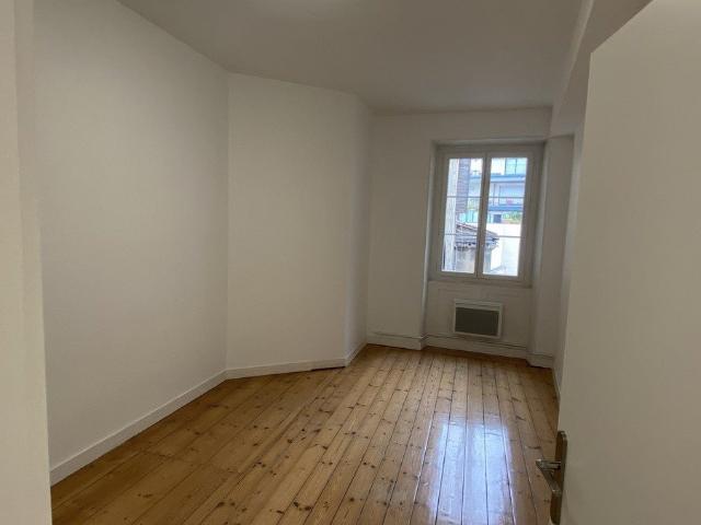 Location Appartement Cours de l'Intendance, Bordeaux