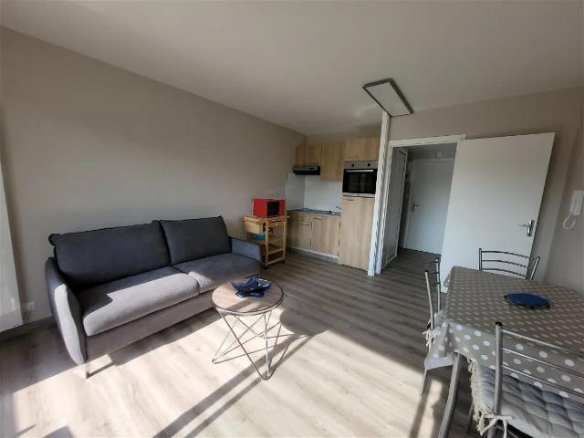 Location Appartement Cours des Champs Elysées, Cucq