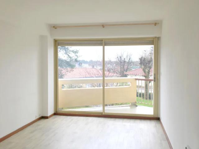 Location Appartement Cours du Général de Gaulle, Gradignan