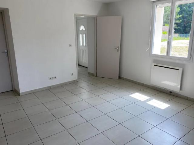 Location Appartement Cours du Maréchal de Lattre de Tassigny, Lesparre Médoc