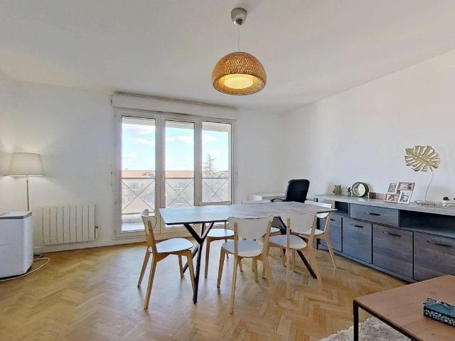 Location Appartement Cours Émile Zola, Villeurbanne