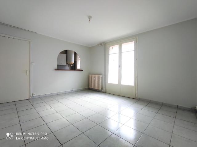 Location Appartement Cours Émile Zola, Villeurbanne