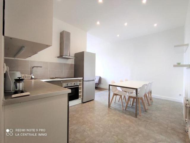Location Appartement Cours Émile Zola, Villeurbanne