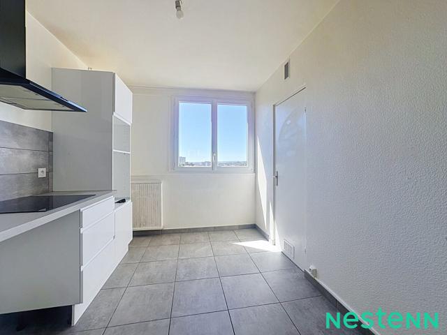 Location Appartement Cours Fauriel, Saint Étienne