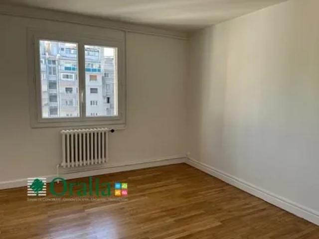 Location Appartement Cours Jean Jaurès, Grenoble