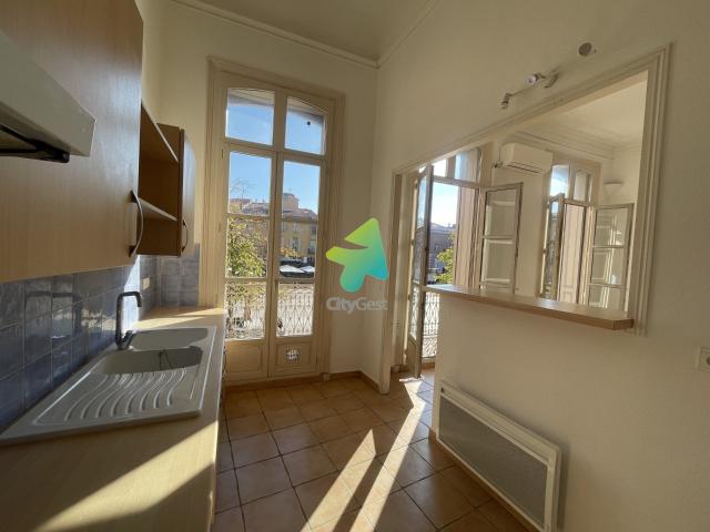 Location Appartement Cours Marie Louis de Lassus, Perpignan