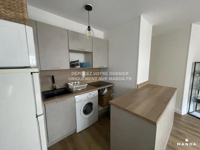 Location Appartement Cours Saint Louis, Bordeaux