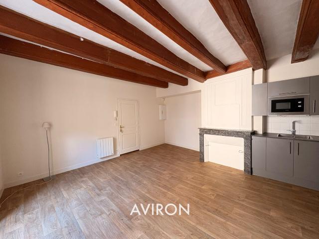 Location Appartement Cloître Notre Dame, Chartres