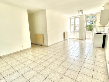 Location Appartement Rue du 19 Mars 1962, Saint Donat sur l'Herbasse