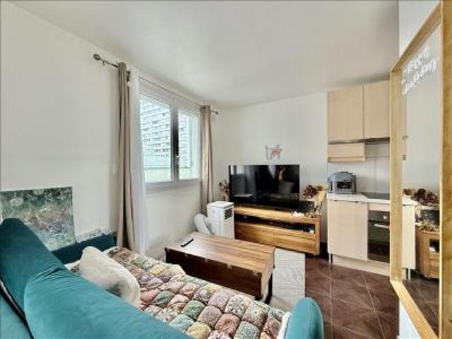 location appartement clichy 1 pièce 29 m2 hauts de seine 92110 1000 € / mois