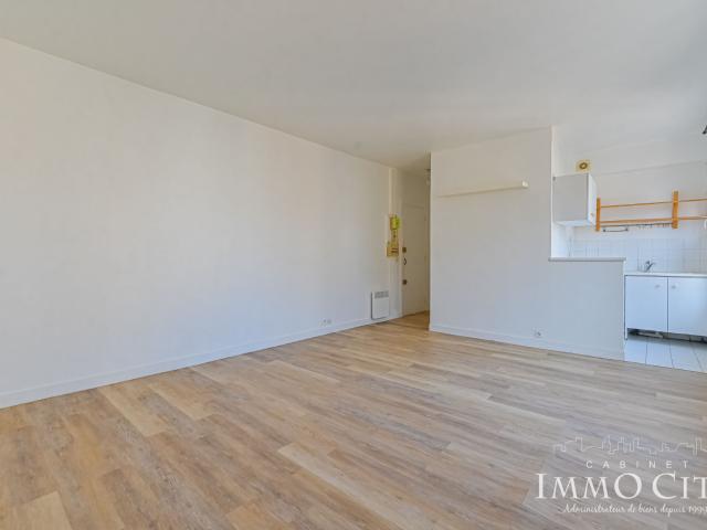 Location Appartement Clichy 1 pièce s 26.31 m2 1 pièce studio