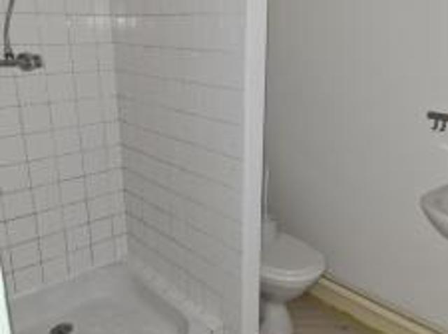 location appartement creusot 1 pièce 15 m2 saone et loire 71200 205 € / mois